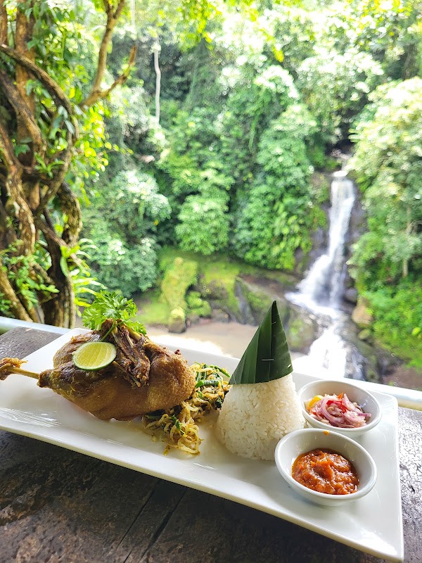 Layana Warung 2