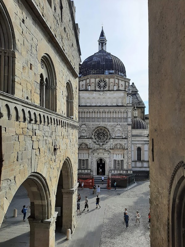 Piazza Duomo 5