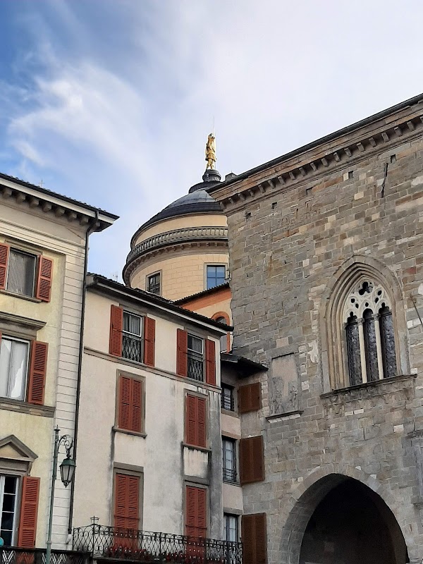 Piazza Duomo 2