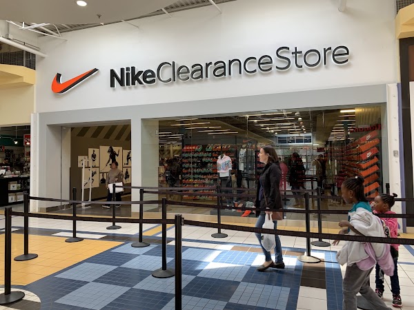 Nike Clearance Store - Mississauga/Dixie 1