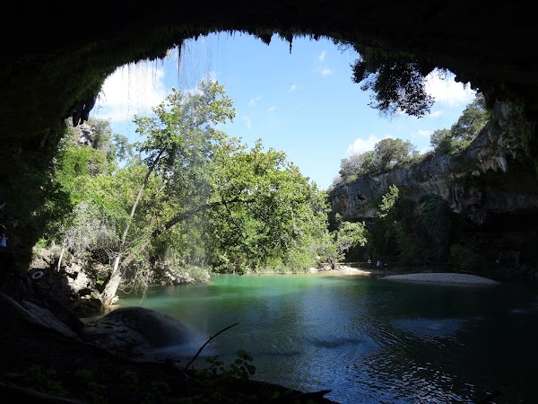 Hamilton Pool Road 5
