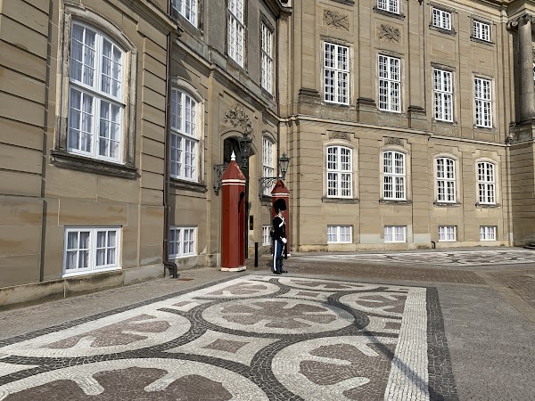 Amalienborg 4