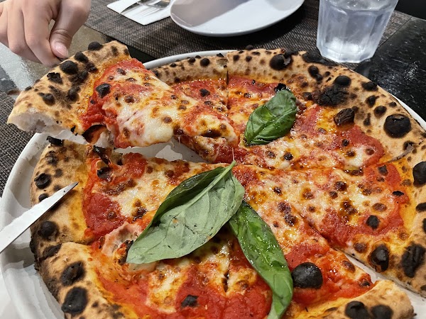 Heritage Pizza KL 4