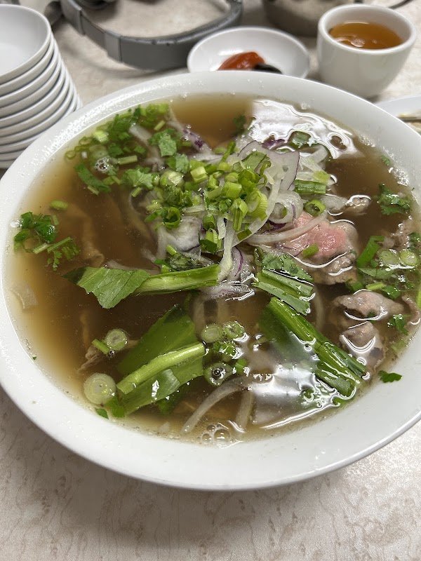 Pho Pasteur Restaurant 3