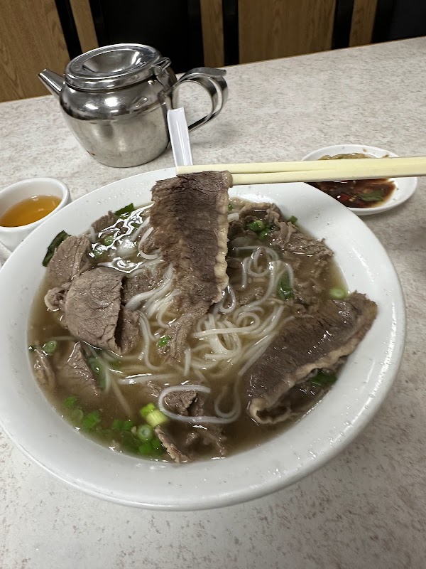 Pho Pasteur Restaurant 2