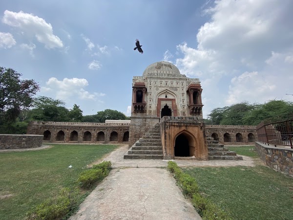 Madhi Masjid 1