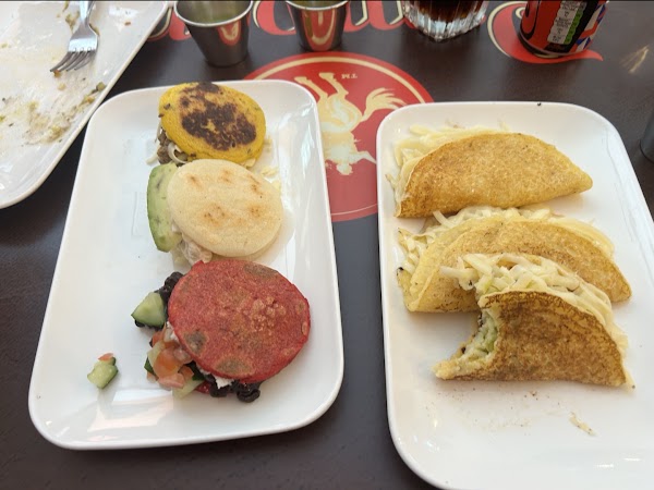 Arepas De Lyna 4