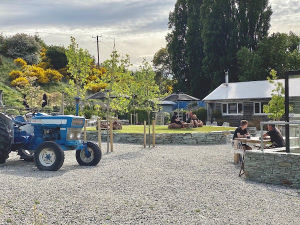 Country Lane Retail Village 3