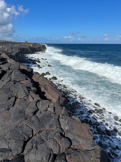 Kaimu Black Sand Beach