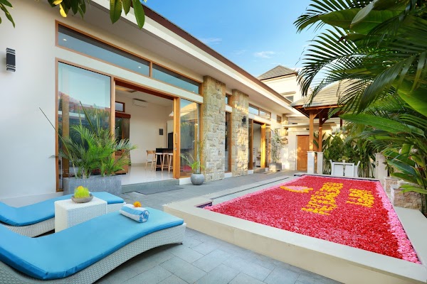 Holl Villa - Family Two Bedroom Private Pool Villa in Legian