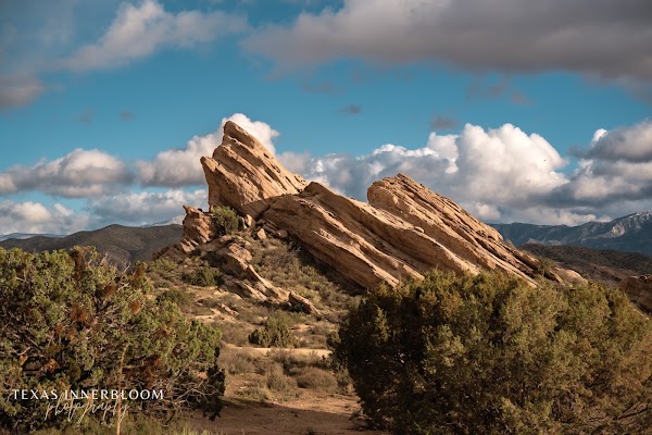 Vasquez Rocks Natural Area and Nature Center