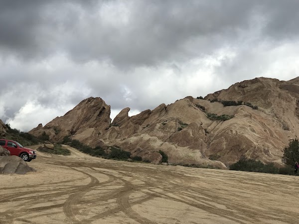 Vasquez Rocks Natural Area and Nature Center 2