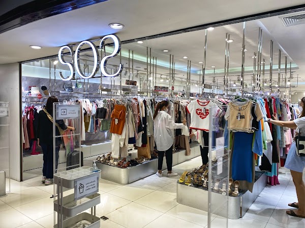 SOS - central lardprao