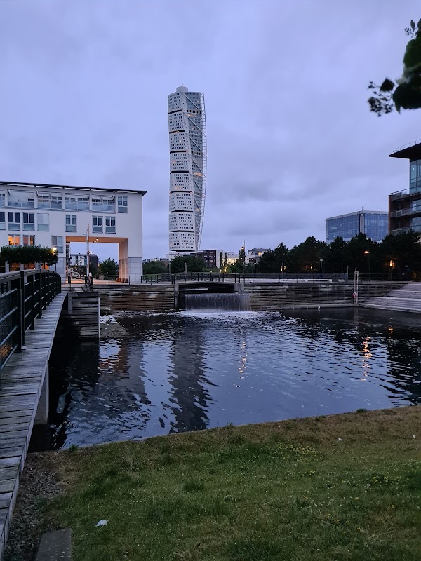 Västra hamnen 4