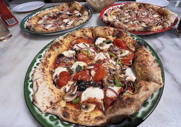 Adirak Pizza 3