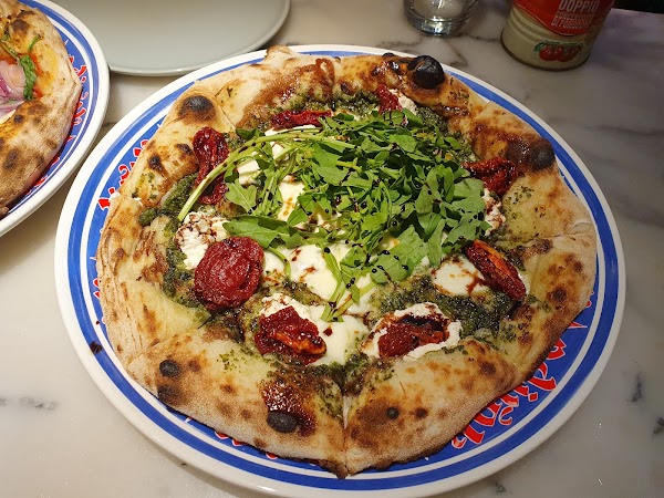 Adirak Pizza 2