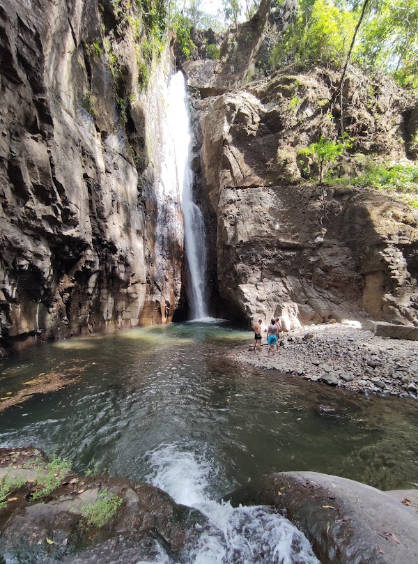 Trips & Tours Cascadas Tamanique