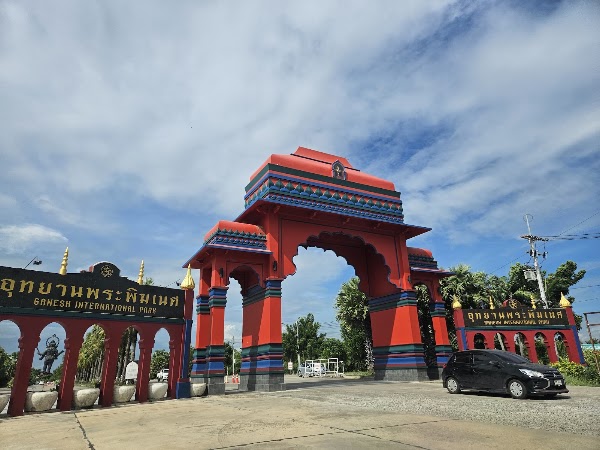 The Khlong Khuean Ganesh International Park 2
