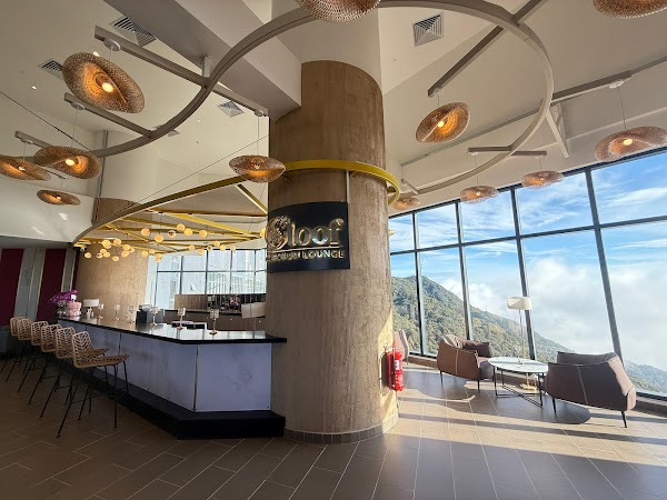 Cloof Premium Lounge 1