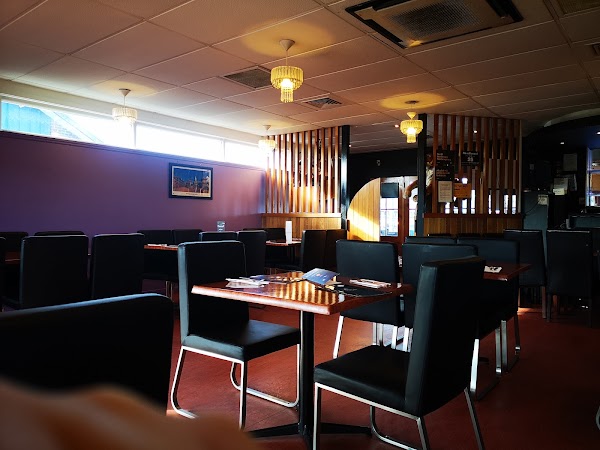 Everest Indian Restaurant and Takeaway 4