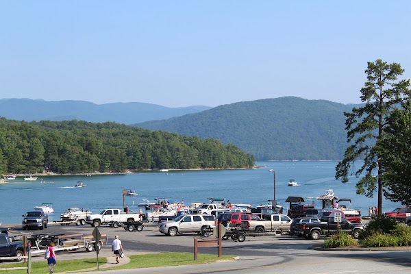 Lake Jocassee 1
