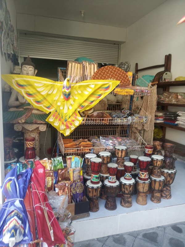 LEGIAN ART MARKET 2