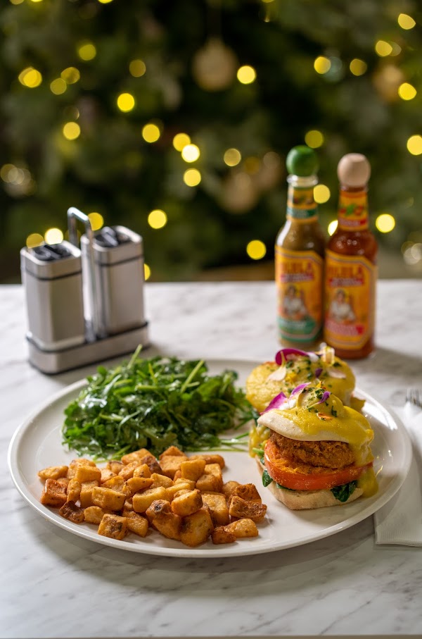 Evviva Breakfast and Lunch 5