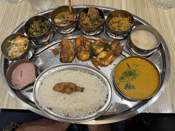Tukaram Bar and Restaurant 4