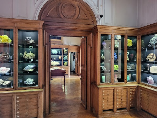 Mineralogy Museum MINES ParisTech 4