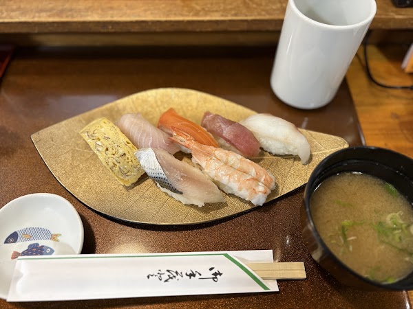 Ikoma Sushi 4