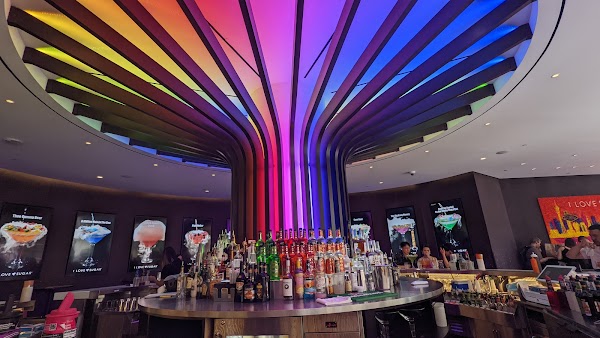 The LINQ Promenade 4