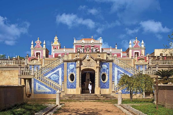 Garden of the Palace of Estoi 4