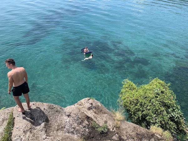 Te Pōporo / Bulli Point