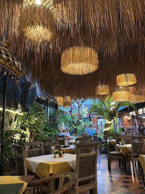 Nyoman's Beer Garden Bar & Restaurant 5