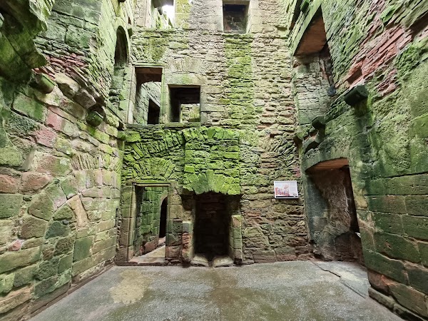 Caerlaverock Castle 2