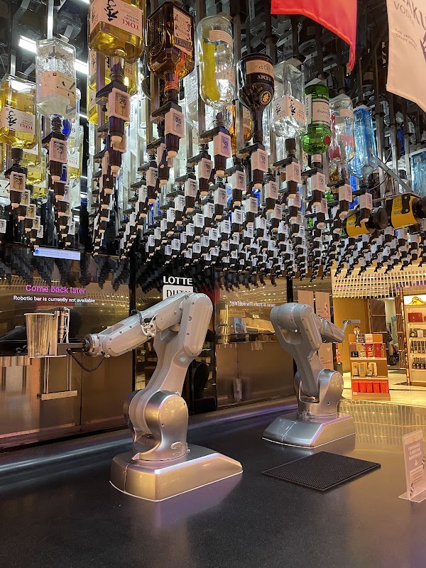 LOTTE DUTY FREE Changi Airport Store (T2 Departure) 4
