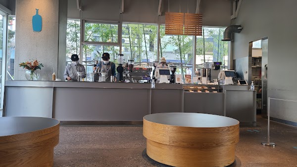 Blue Bottle Apgujeong Cafe 1