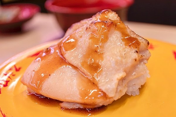 Sushiro Shinsaibashi store 5