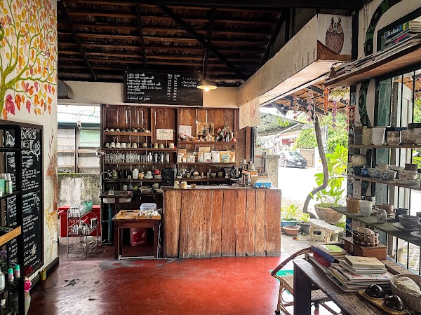 Bird's Nest Cafe