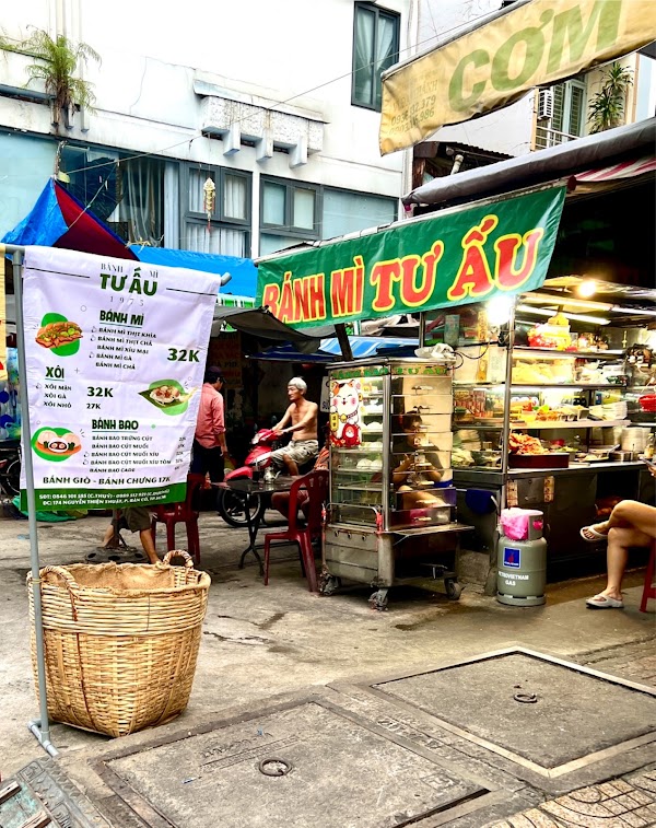 Bánh Mì Tư Ấu 1