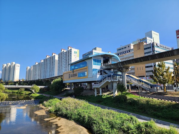 Gyeonggi Provincial Covenment North Office 1