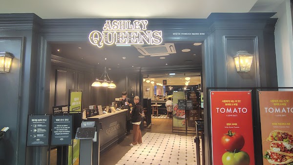 Ashley Queens 2