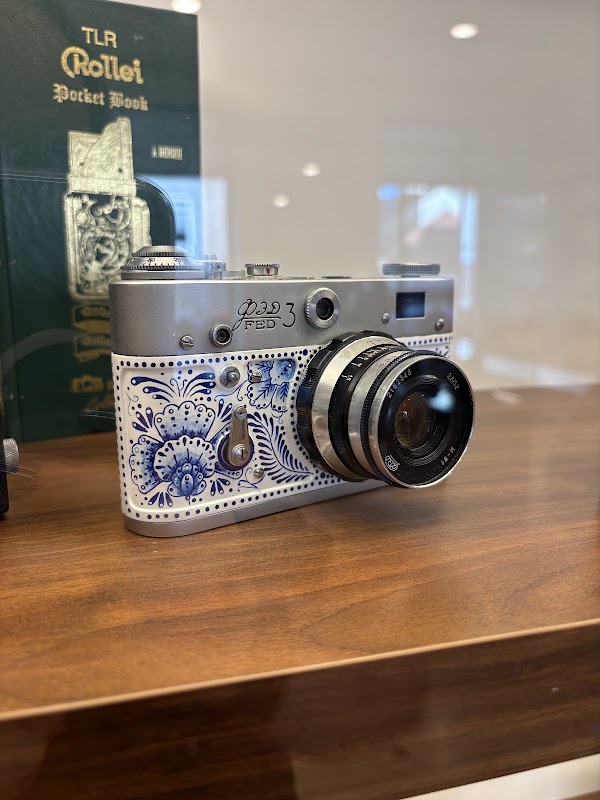 Vintage Cameras Porto - Museum and Shop 2