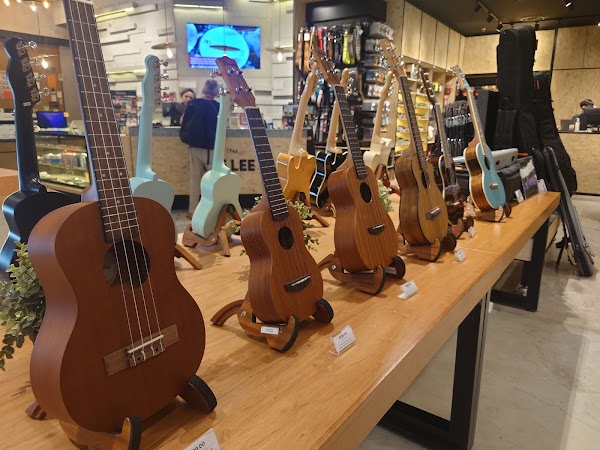 Swee Lee Store The Star Vista 3