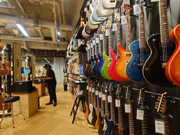 Swee Lee Store The Star Vista 2