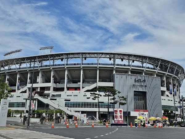 KIA CHAMPIONS FIELD 5