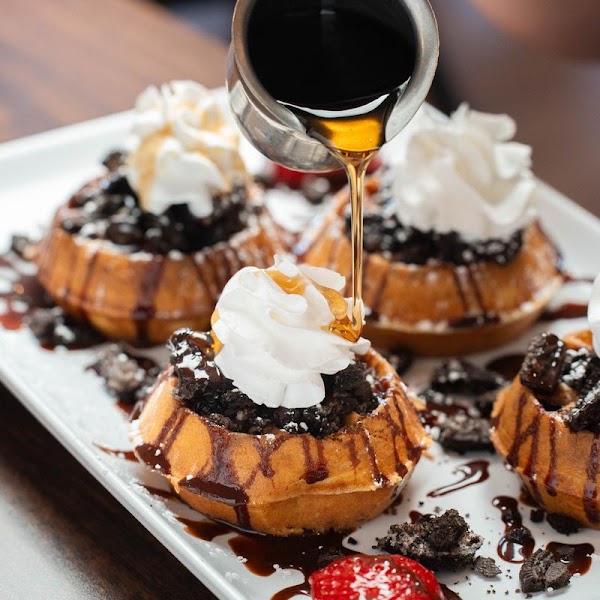 Luke's Cafe 4