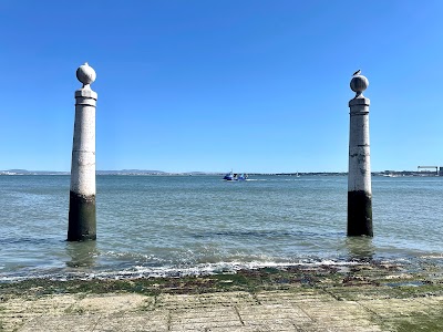 Cais das Colunas 2