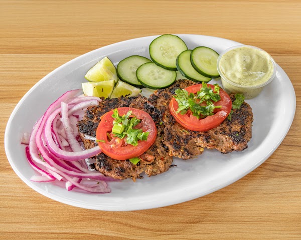 KARACHI BBQ TONIGHT | HALAL PAKISTANI RESTAURANT 2
