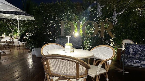 DIOR Café Miami 1